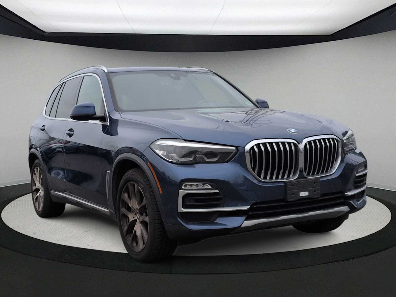 Thumbnail: 2021 BMW X5 - 2