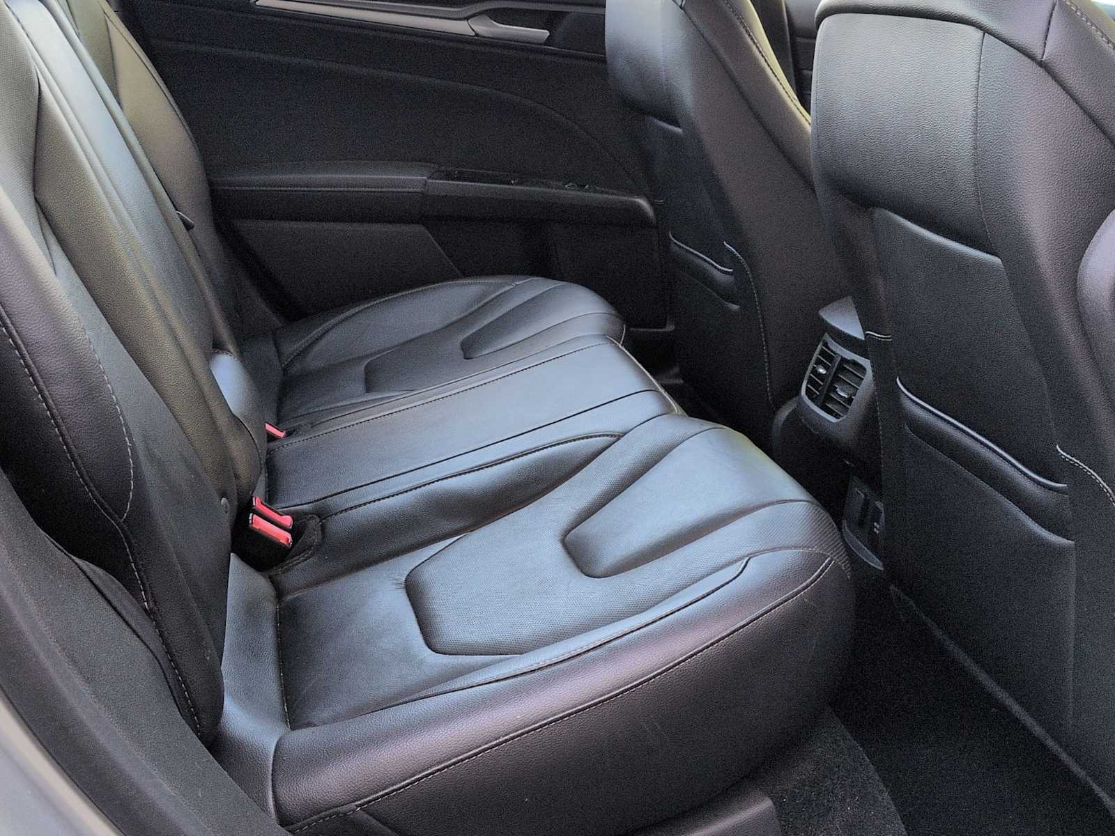Thumbnail: 2014 Ford Fusion - 22