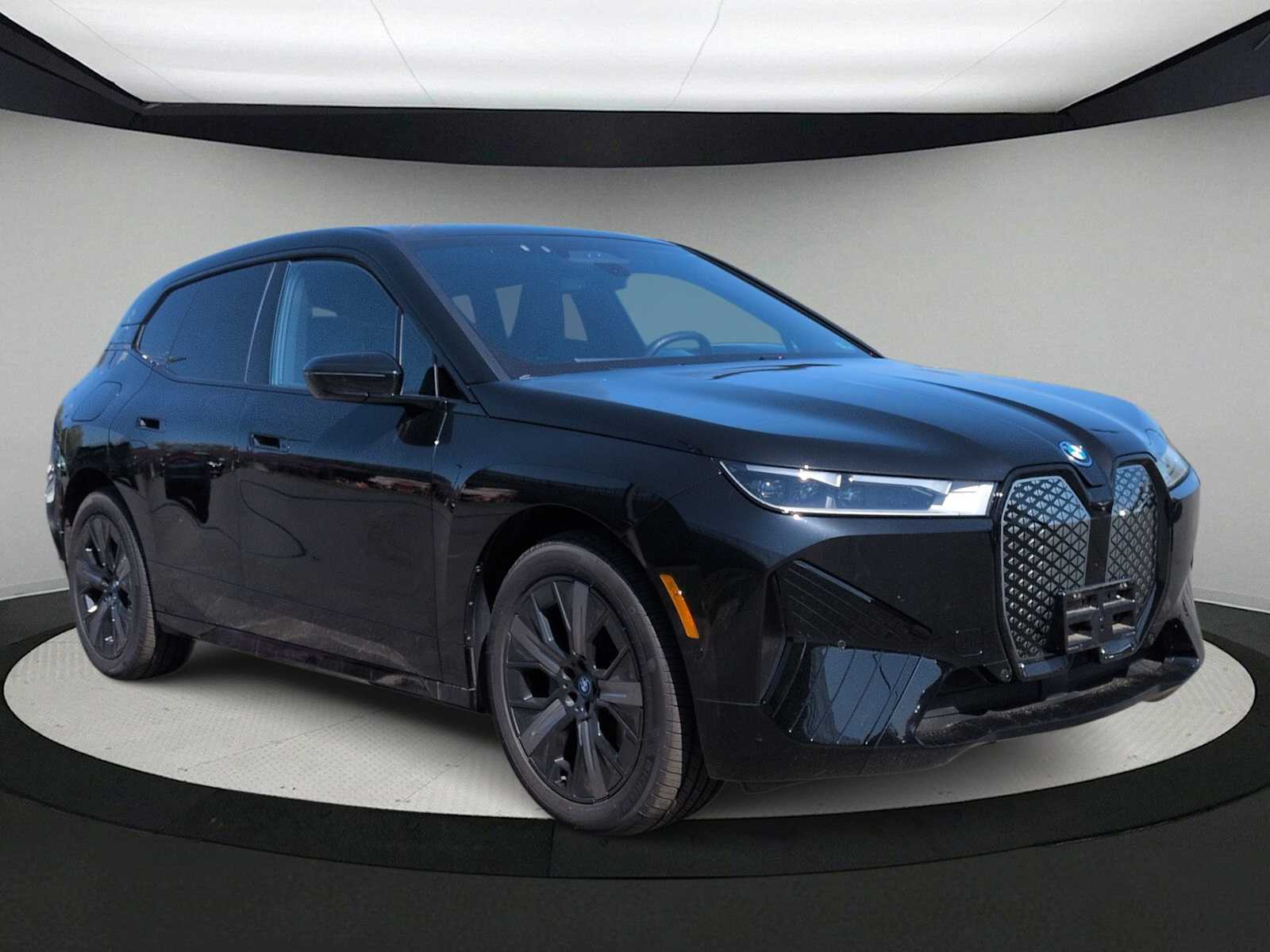 Thumbnail: 2024 BMW iX - 2