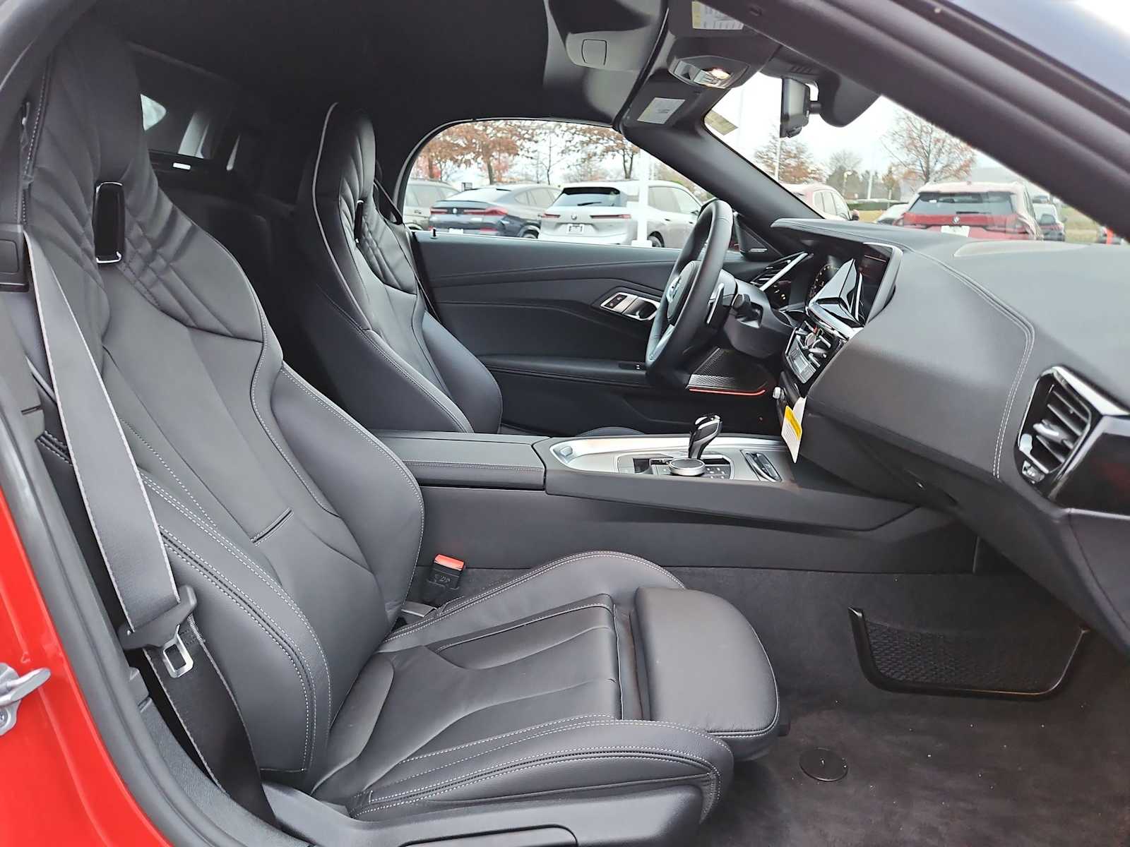 Thumbnail: 2026 BMW Z4 - 18