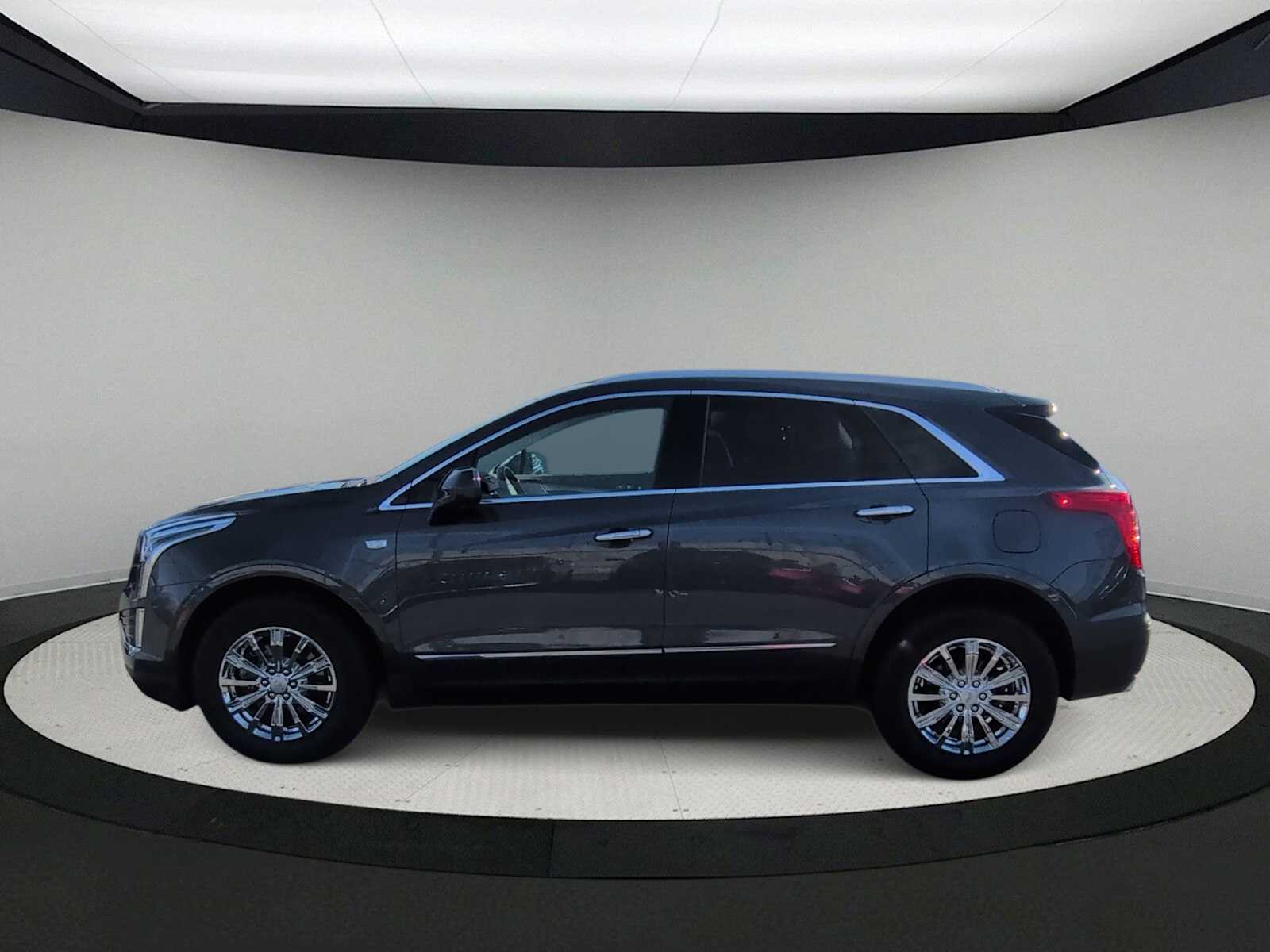 Thumbnail: 2019 Cadillac XT5 - 5