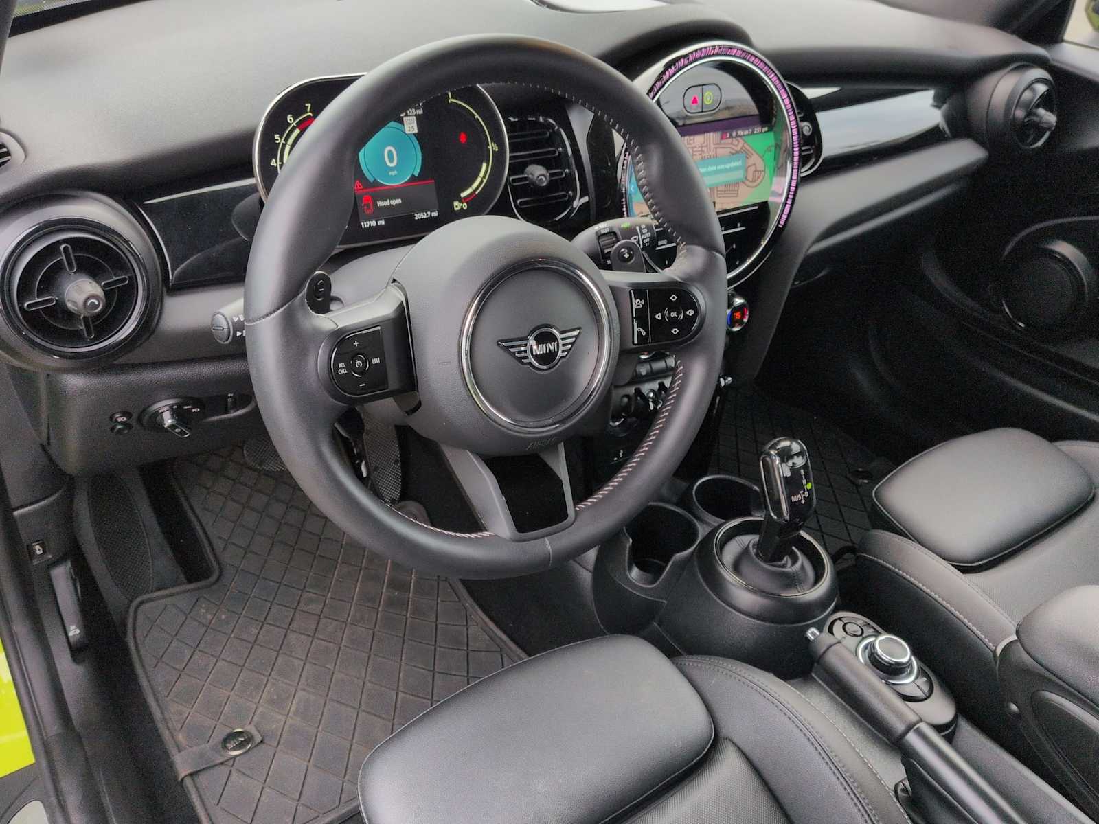 Thumbnail: 2024 MINI Cooper Convertible - 10