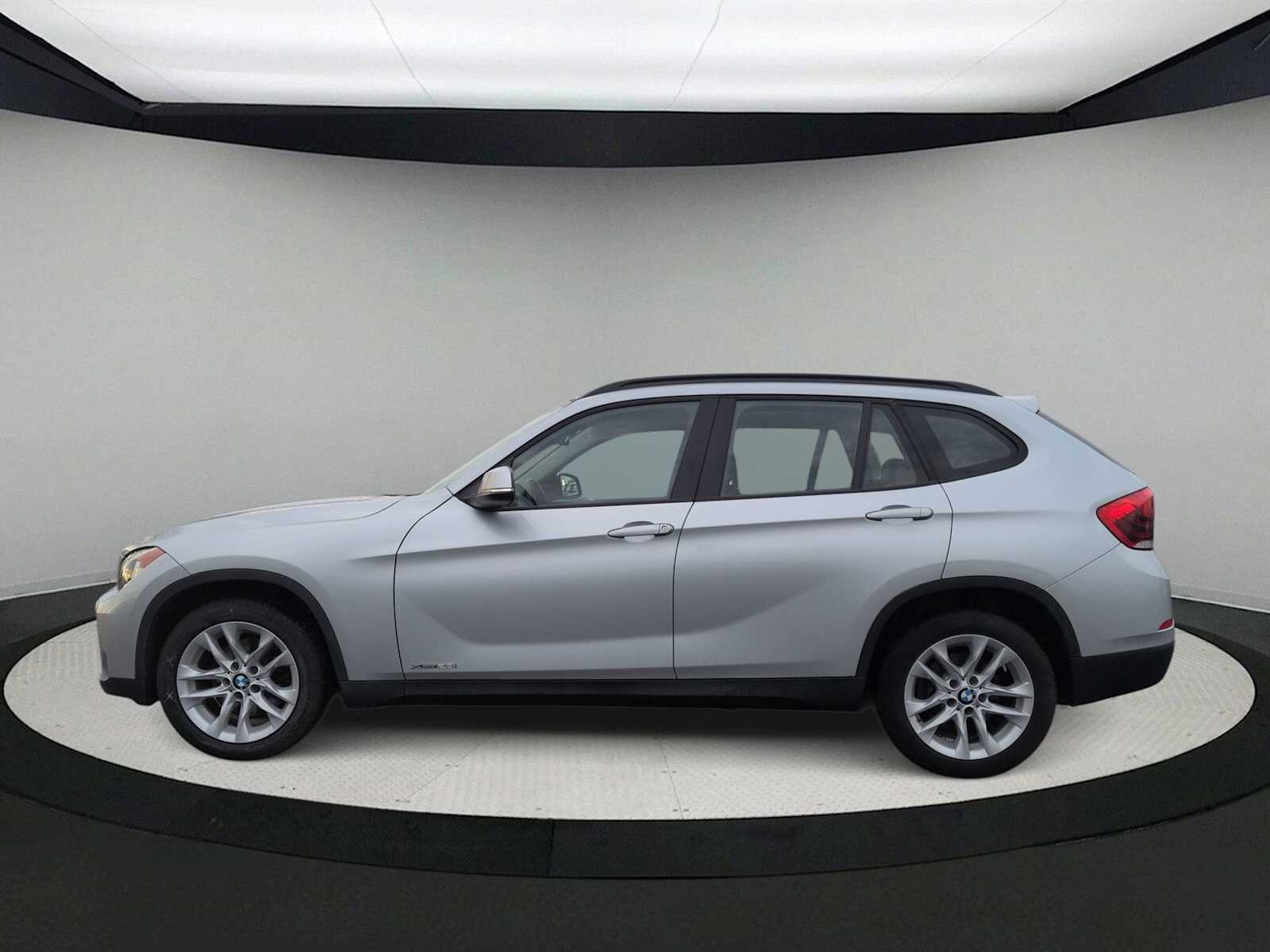 Thumbnail: 2015 BMW X1 - 5