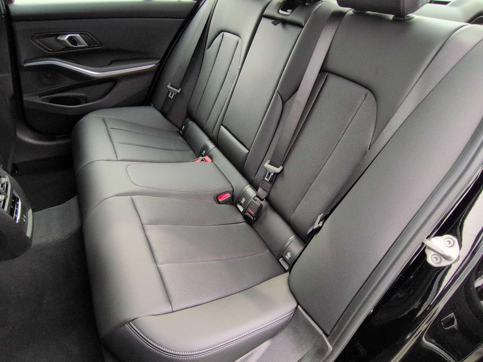 Thumbnail: 2026 BMW 3 Series - 20