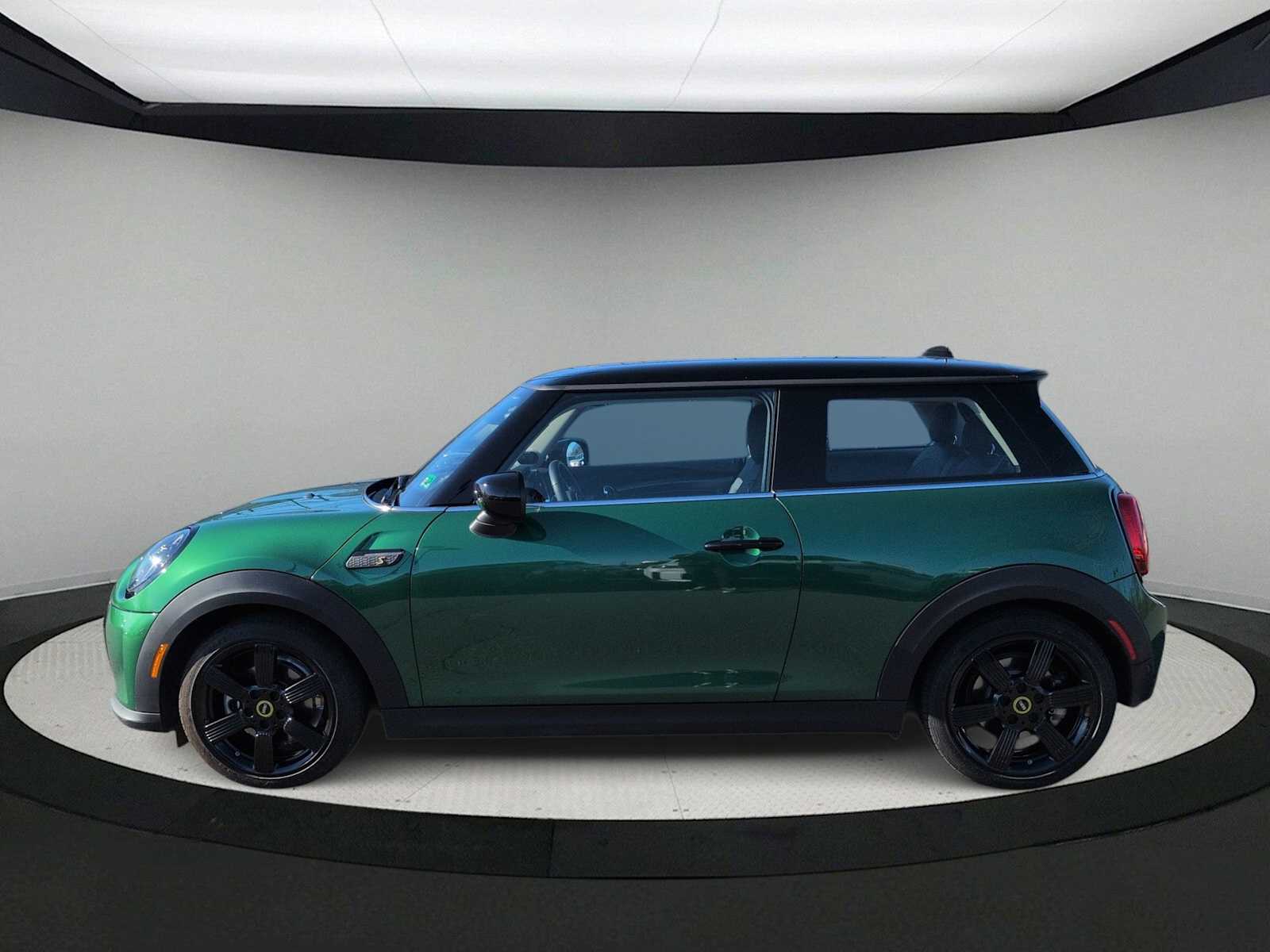 Thumbnail: 2024 MINI Cooper Hardtop - 5