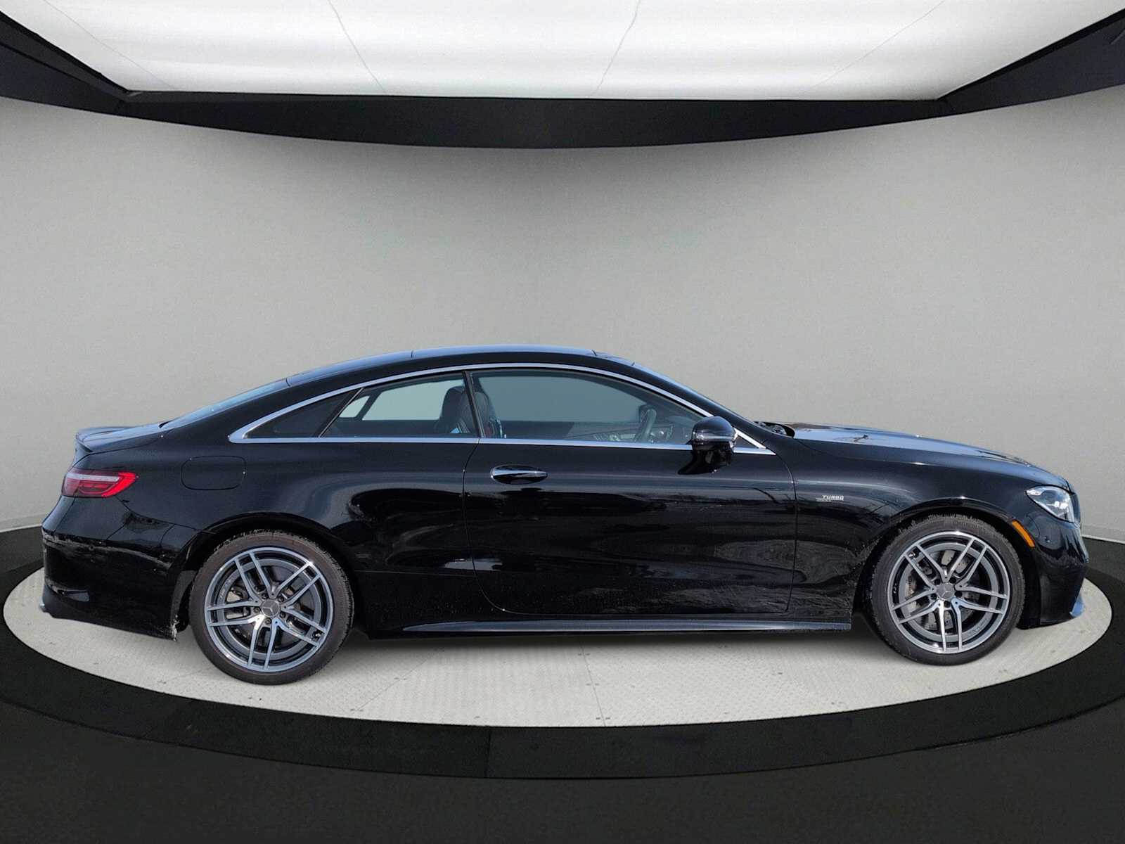 Thumbnail: 2023 Mercedes-Benz E-Class - 9