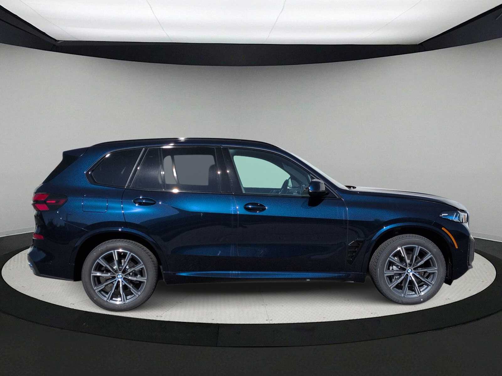 Thumbnail: 2026 BMW X5 - 9