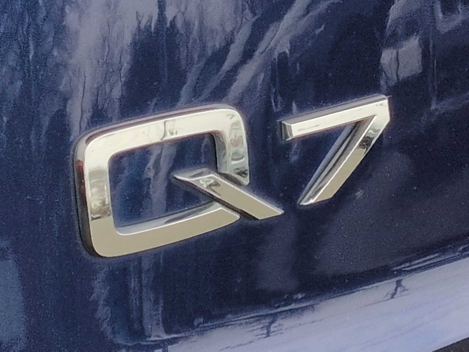 Thumbnail: 2020 Audi Q7 - 13