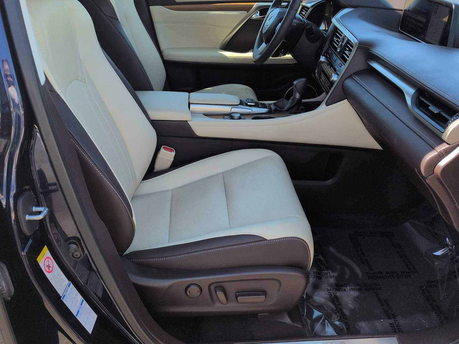 Thumbnail: 2016 Lexus RX - 24