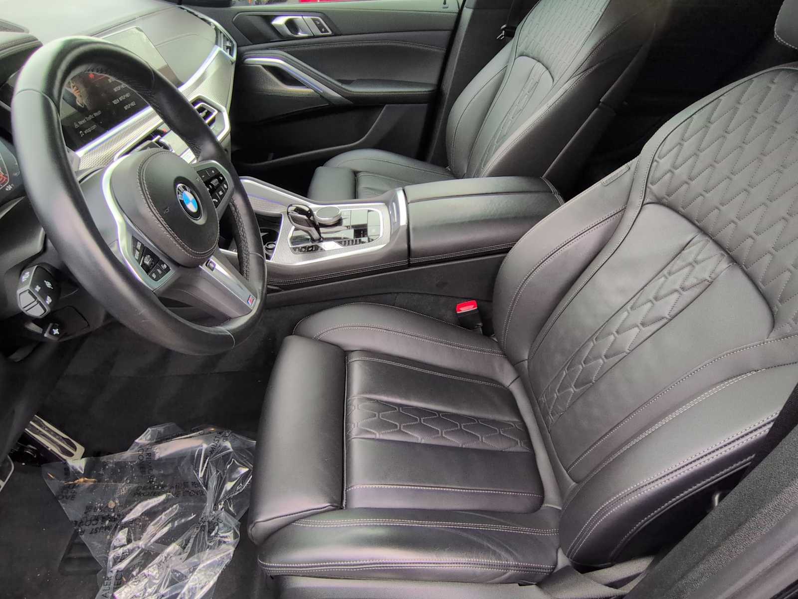 Thumbnail: 2023 BMW X6 - 10