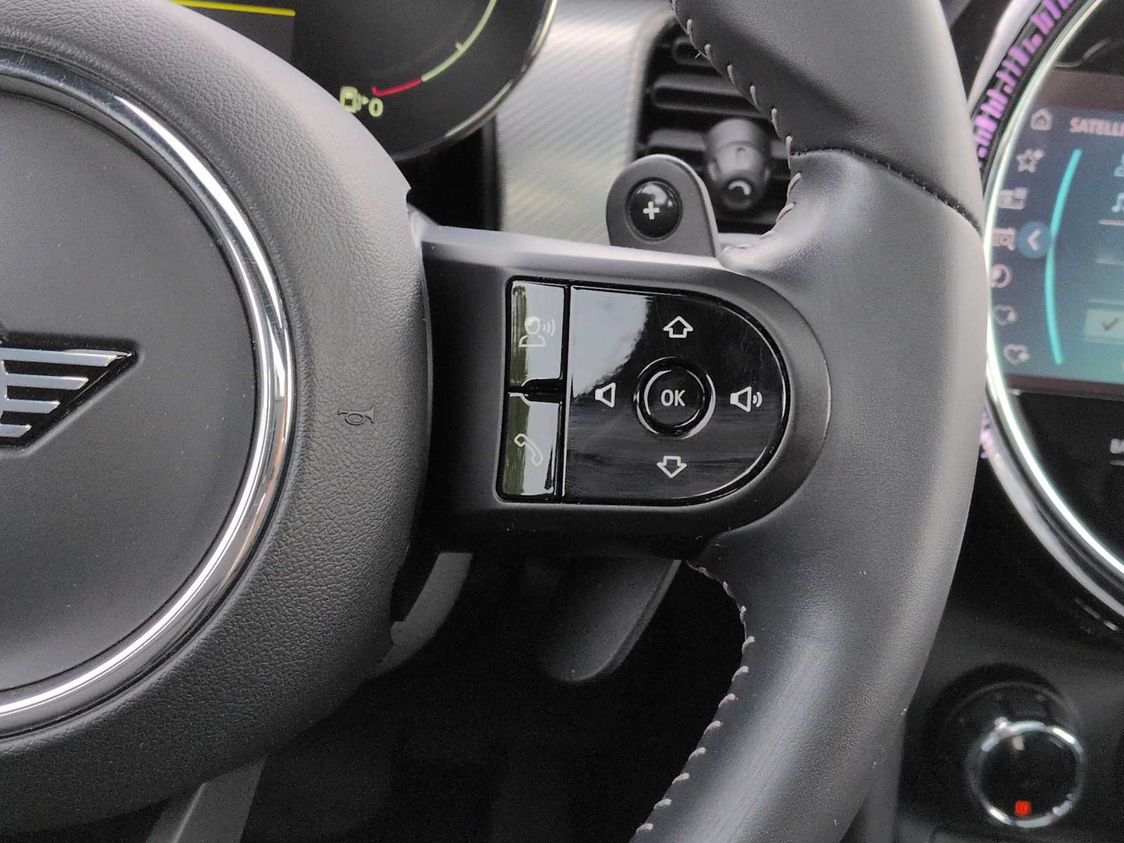 Thumbnail: 2024 MINI Cooper Hardtop - 27