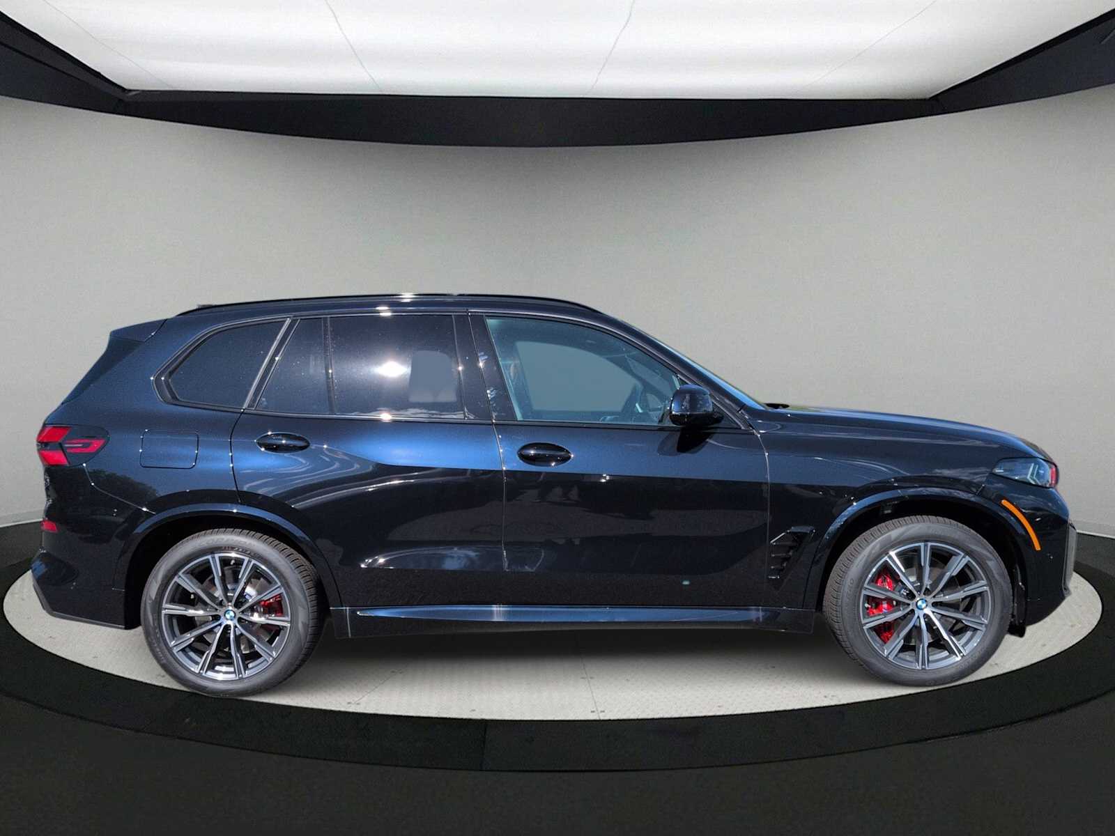 Thumbnail: 2026 BMW X5 - 9