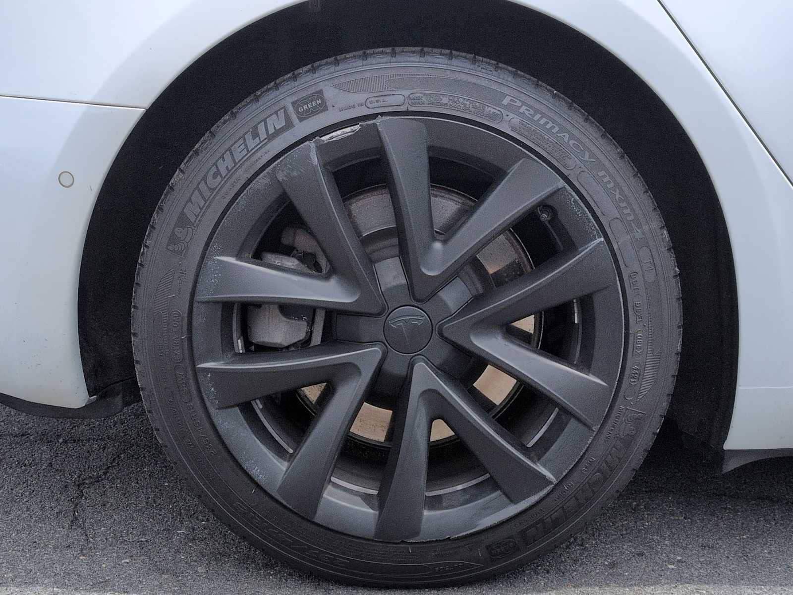 Thumbnail: 2019 Tesla Model 3 - 14