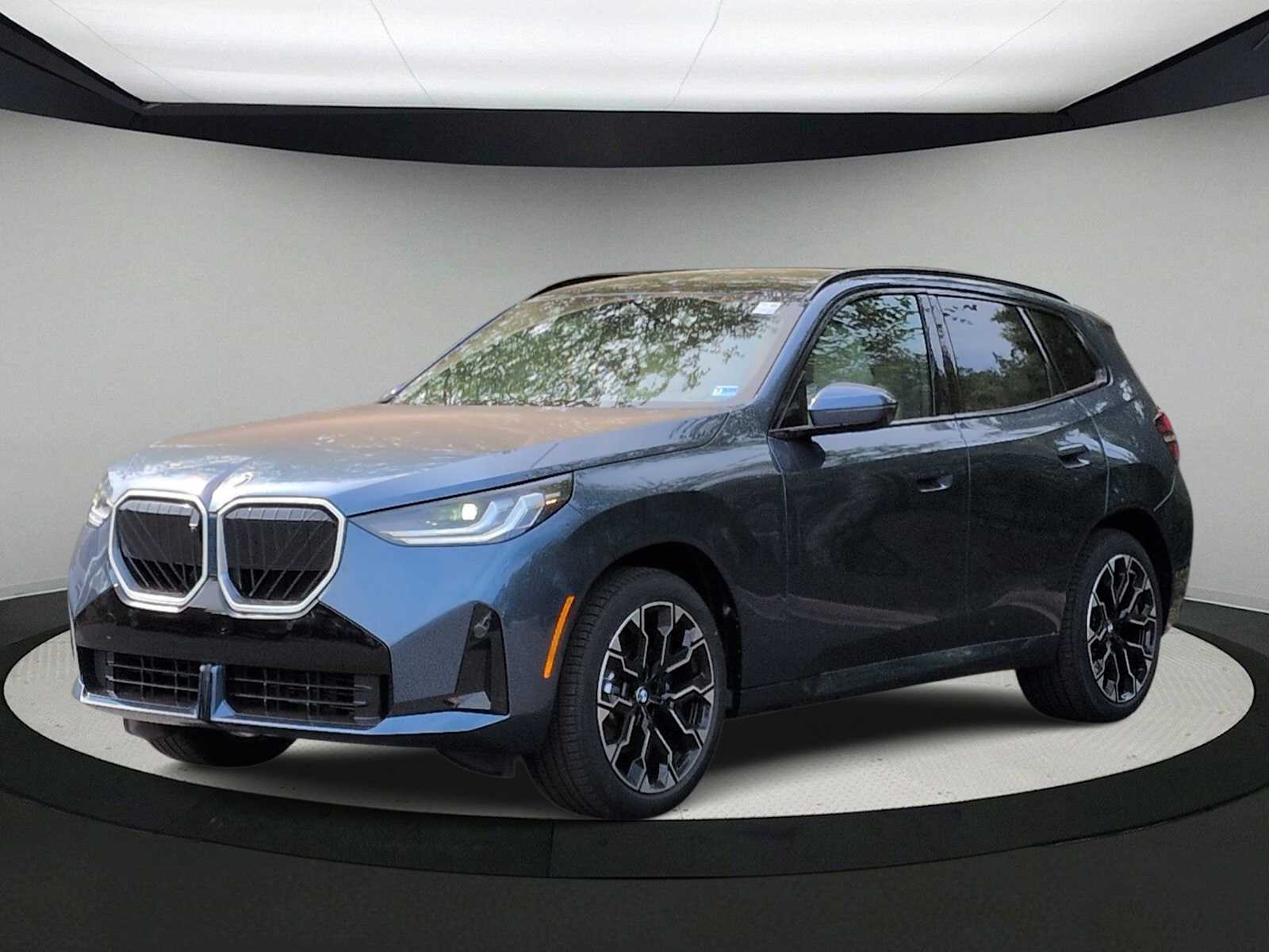 Thumbnail: 2026 BMW X3 - 4