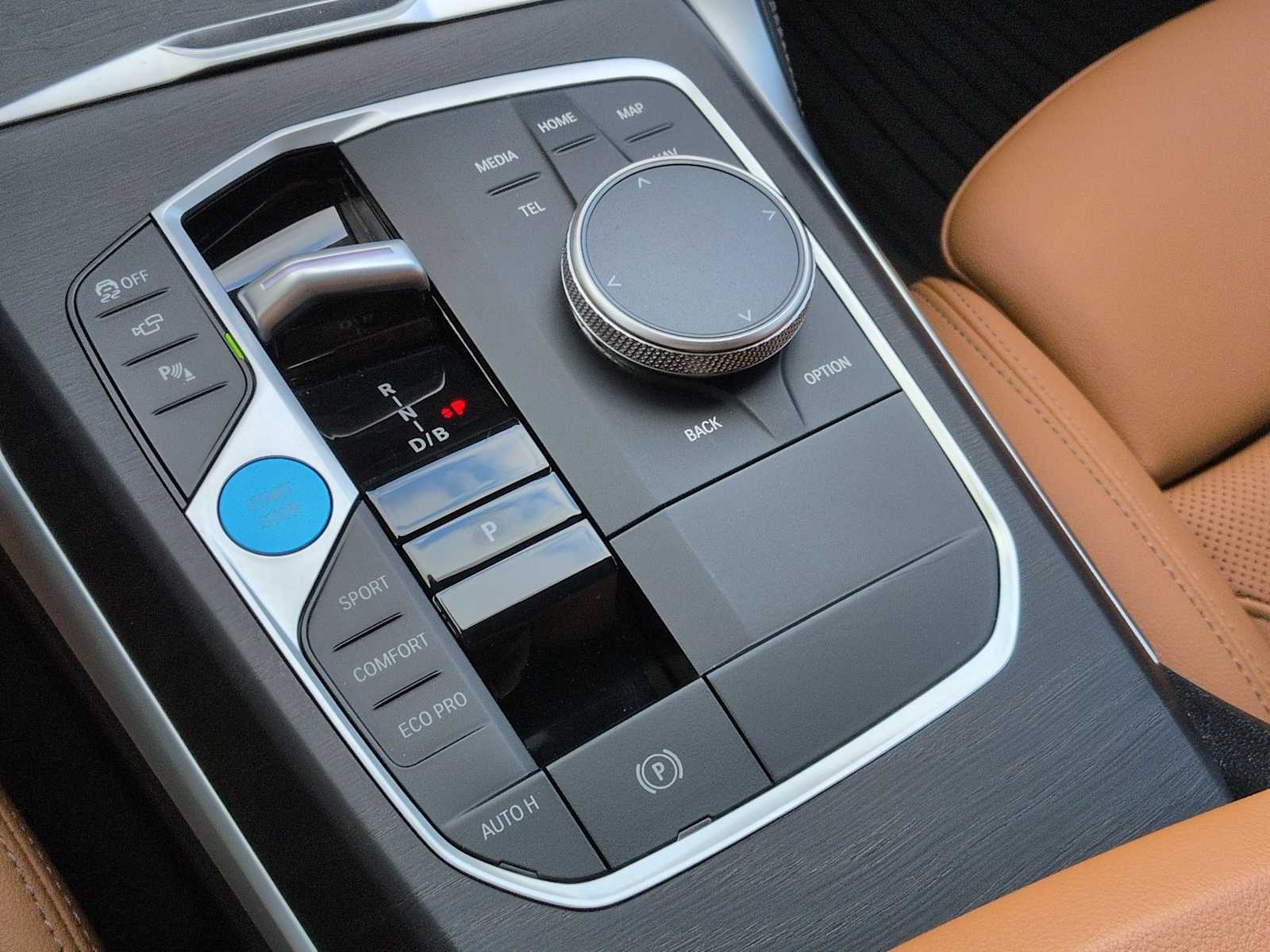 Thumbnail: 2024 BMW i4 - 35