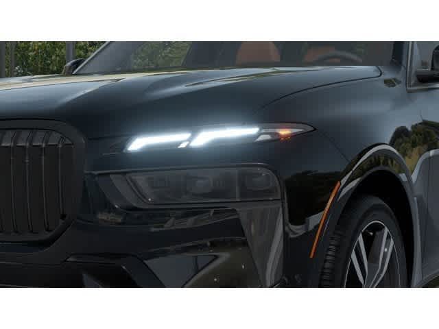 Thumbnail: 2027 BMW X7 - 6