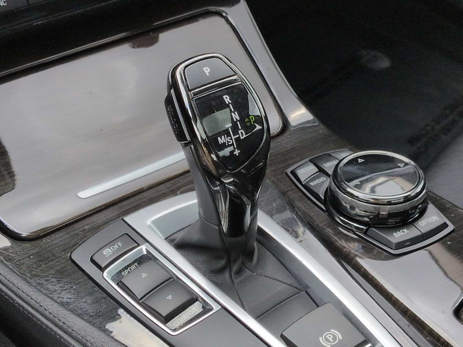 Thumbnail: 2014 BMW 5 Series - 35