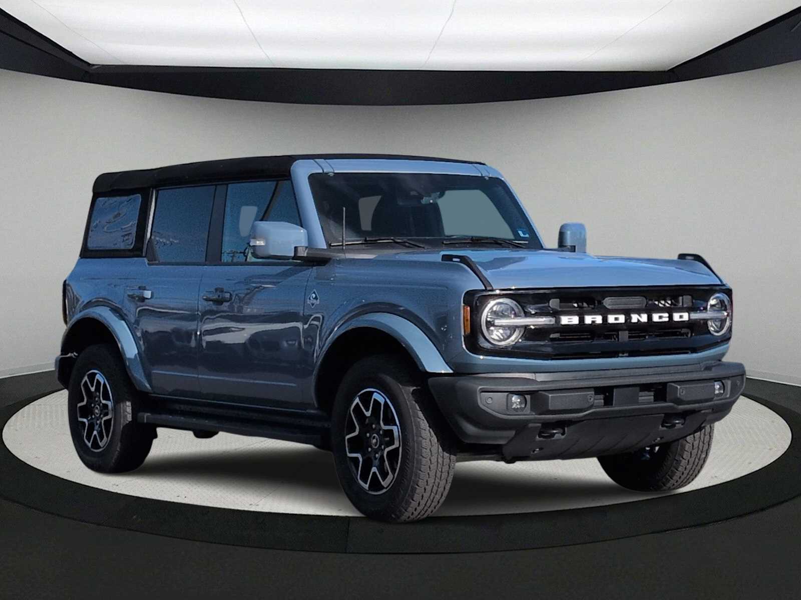 Thumbnail: 2024 Ford Bronco - 4