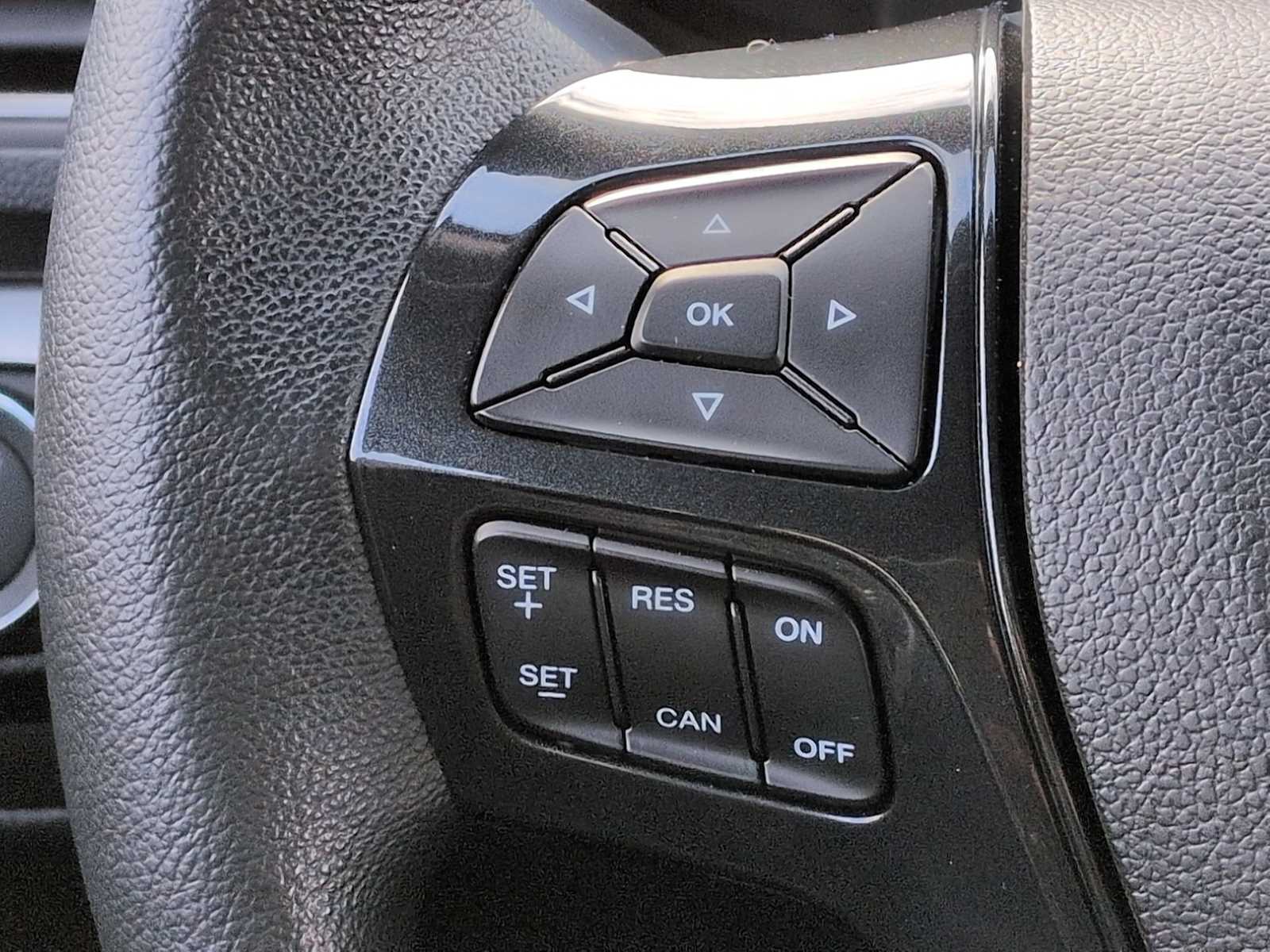 Thumbnail: 2018 Ford Explorer - 24