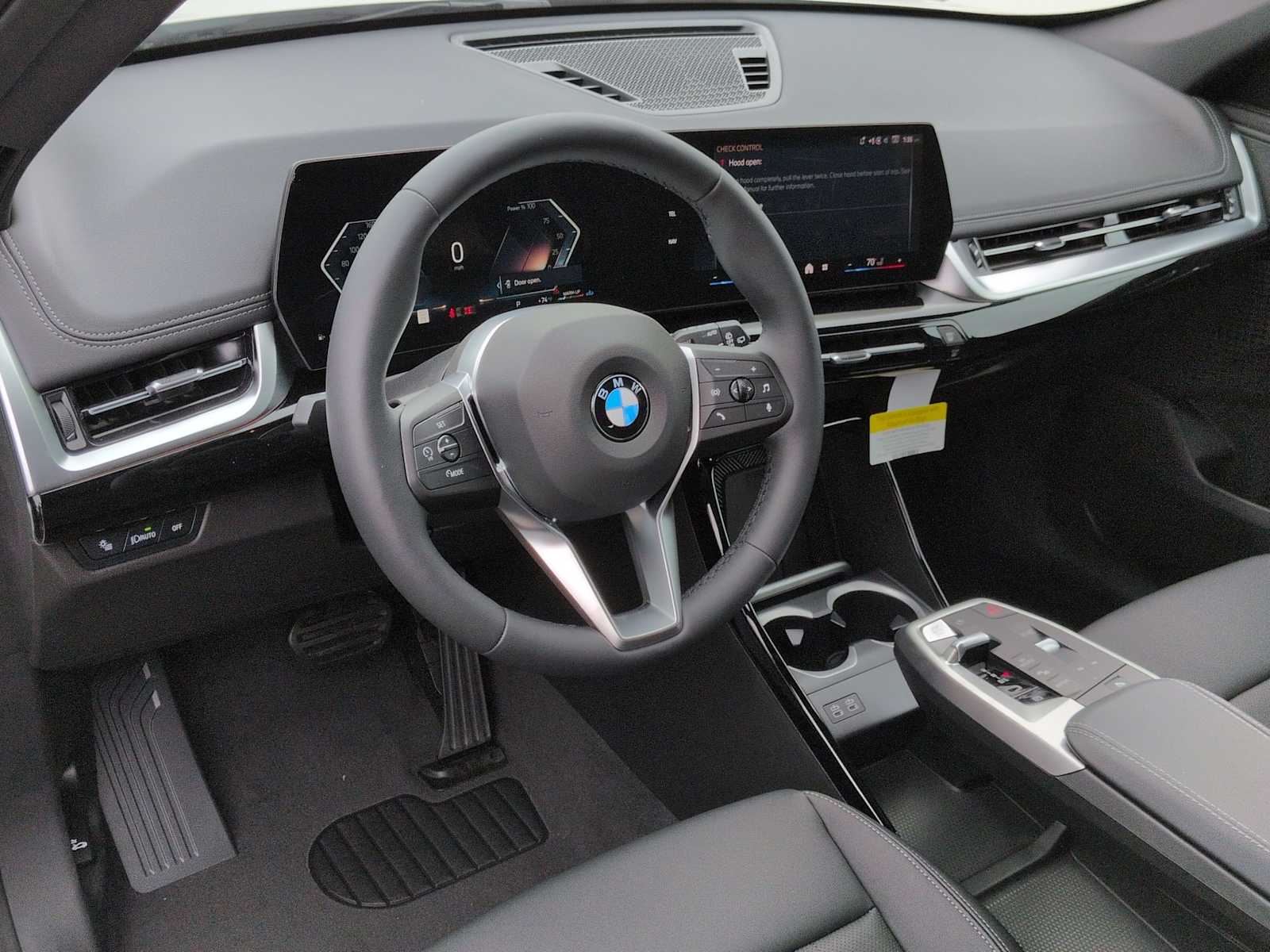 Thumbnail: 2026 BMW X1 - 10