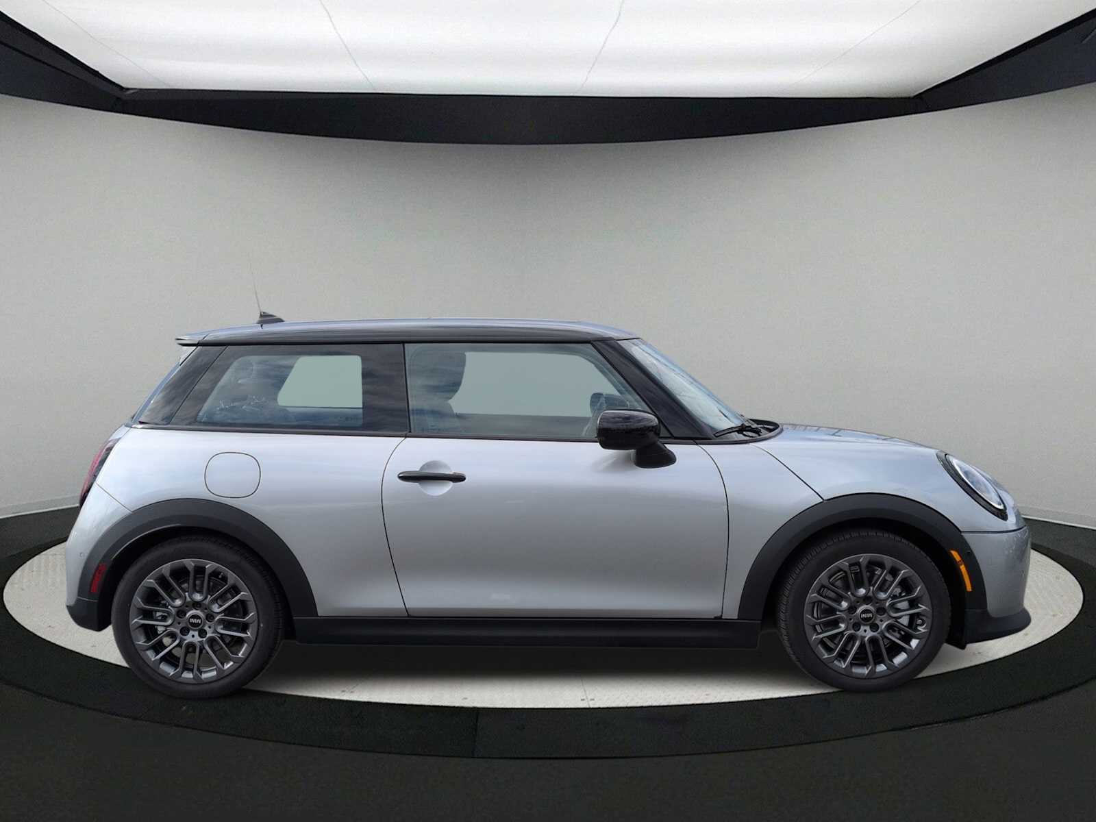 Thumbnail: 2025 MINI Cooper Hardtop - 9
