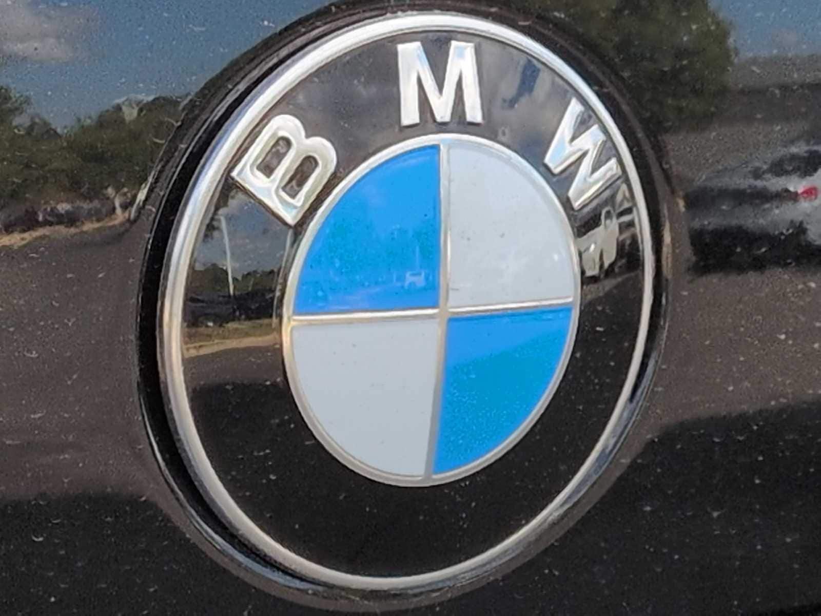 Thumbnail: 2026 BMW X7 - 12