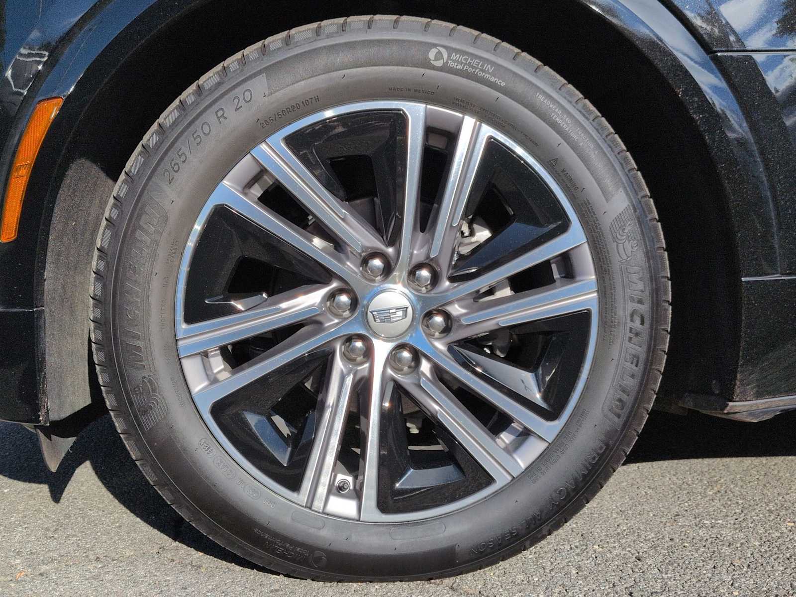 Thumbnail: 2024 Cadillac Lyriq - 14