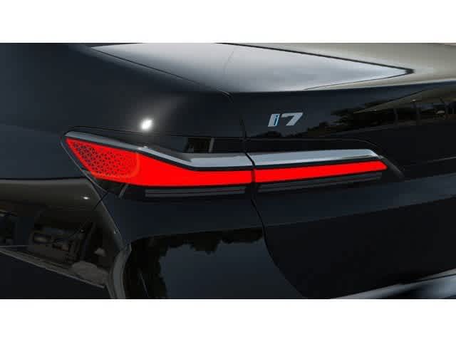 Thumbnail: 2026 BMW i7 - 8