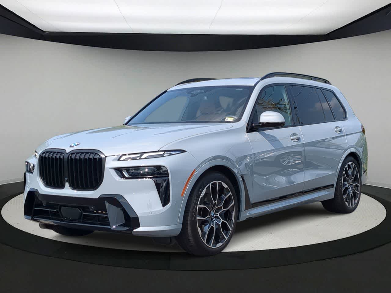 Thumbnail: 2024 BMW X7 - 4