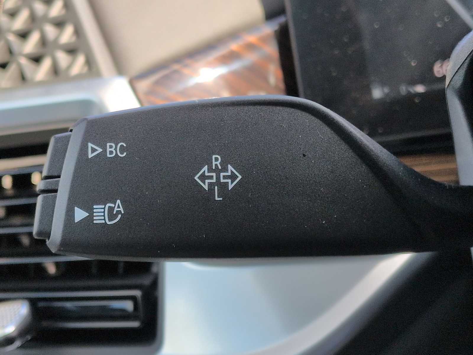 Thumbnail: 2025 BMW X7 - 28