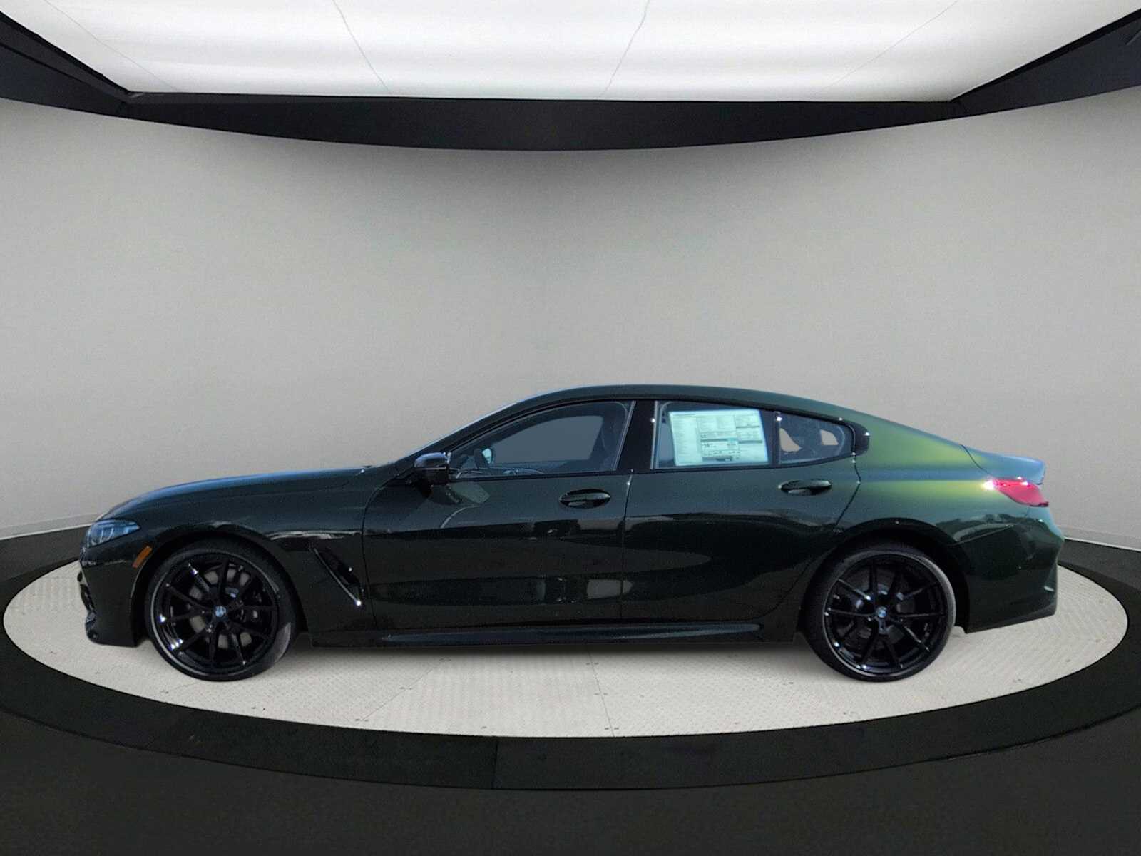 Thumbnail: 2026 BMW 8 Series - 5