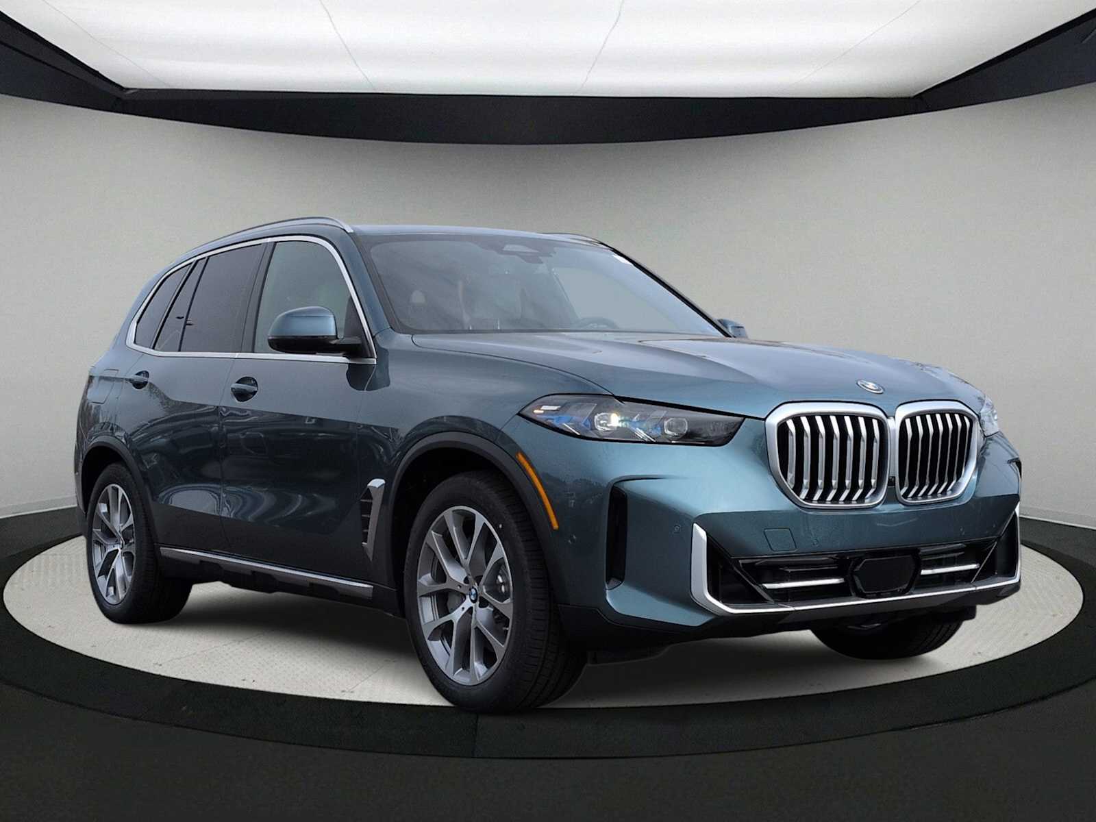 Thumbnail: 2026 BMW X5 - 2
