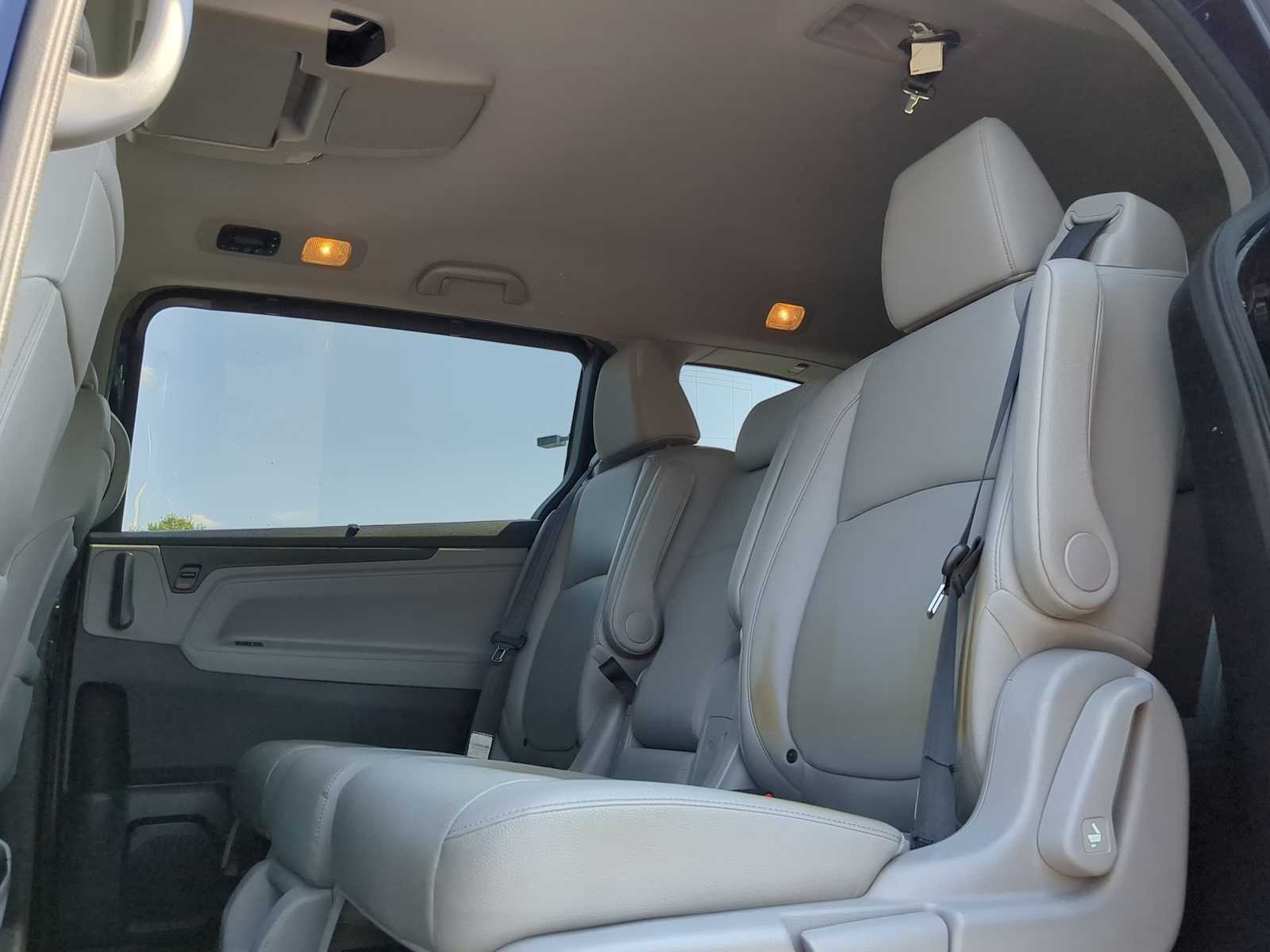 Thumbnail: 2018 Honda Odyssey - 20