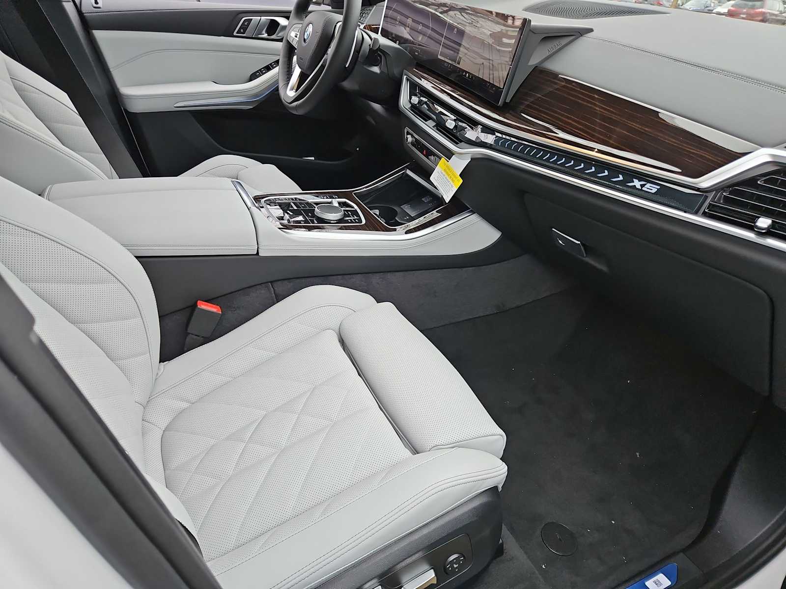 Thumbnail: 2026 BMW X5 - 20