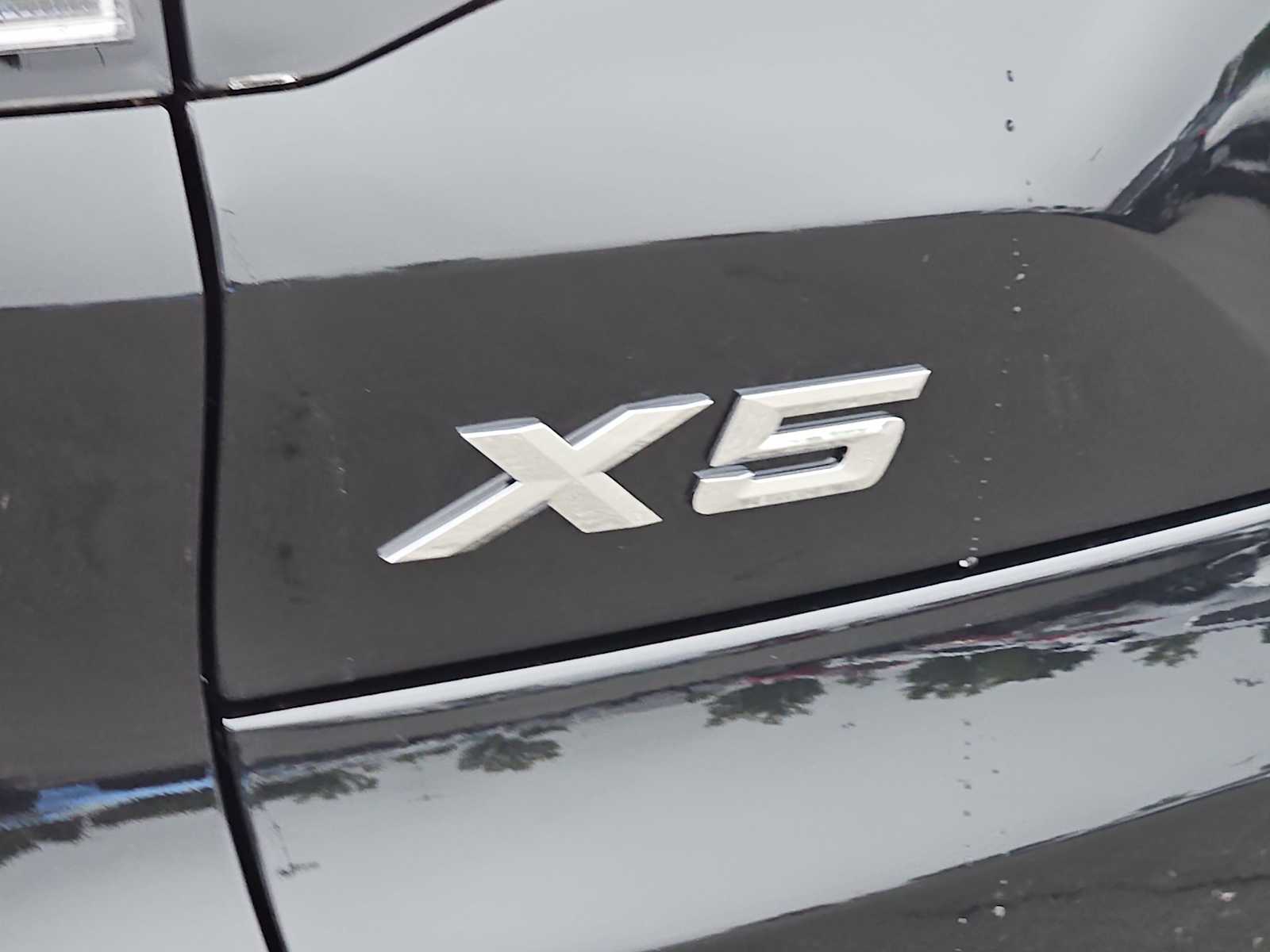 Thumbnail: 2026 BMW X5 - 11
