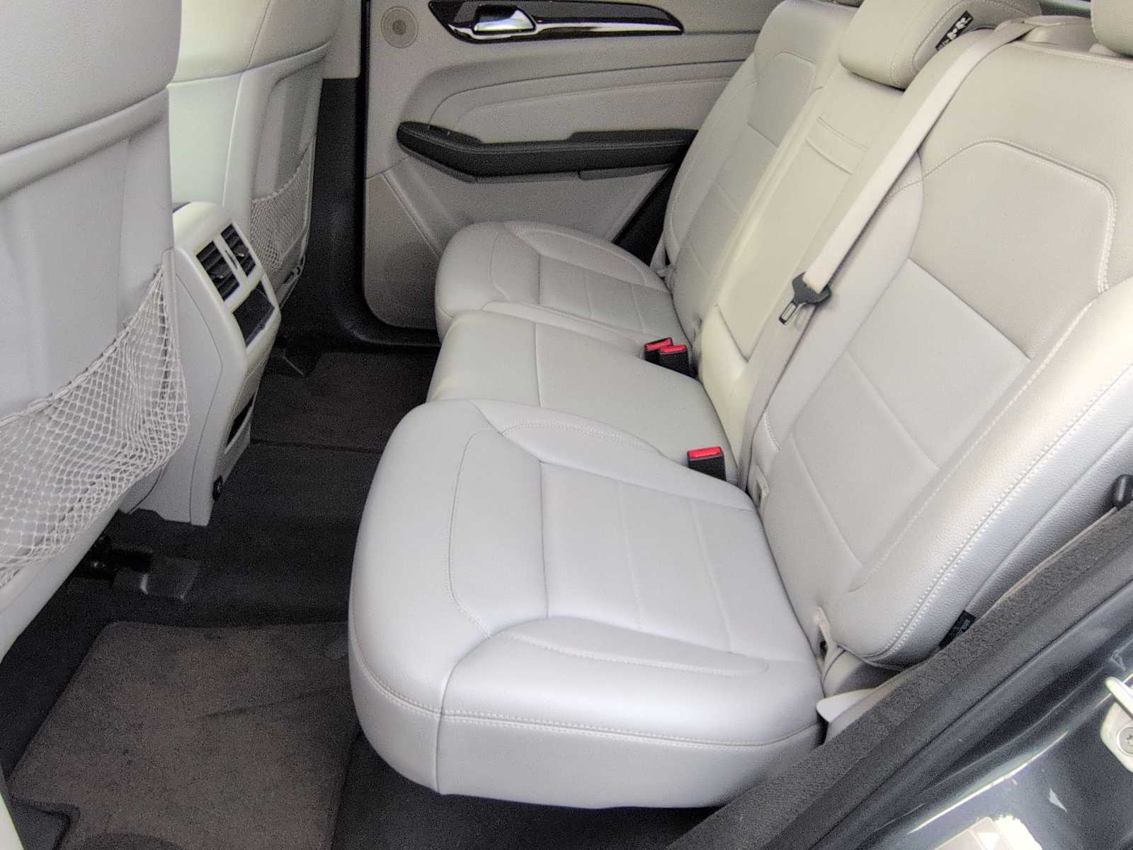 Thumbnail: 2012 Mercedes-Benz M-Class - 20