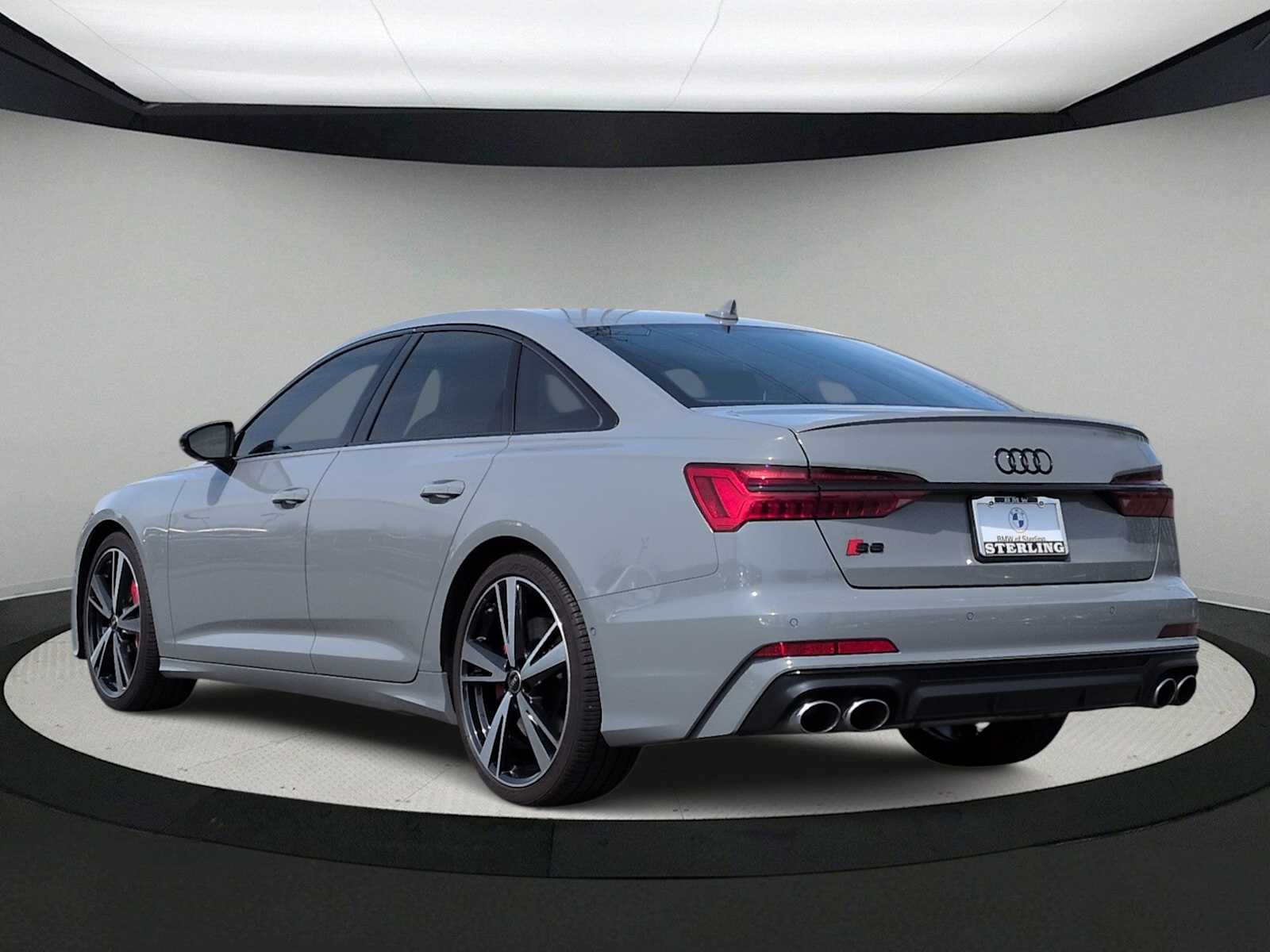 Thumbnail: 2022 Audi S6 - 6