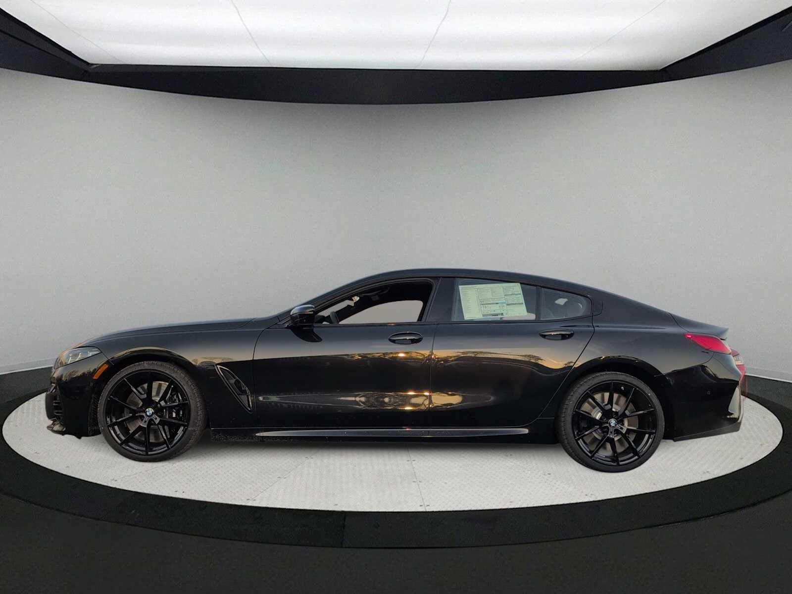 Thumbnail: 2026 BMW 8 Series - 5