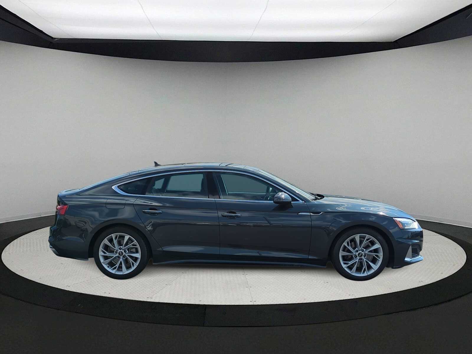 Thumbnail: 2022 Audi A5 - 9