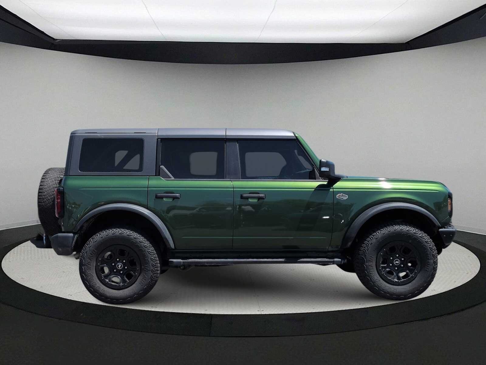 Thumbnail: 2024 Ford Bronco - 9