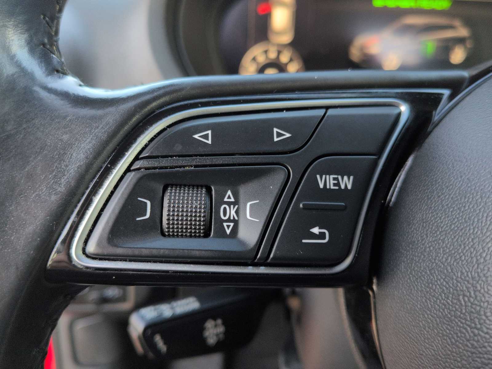 Thumbnail: 2017 Audi A3 e-tron - 26