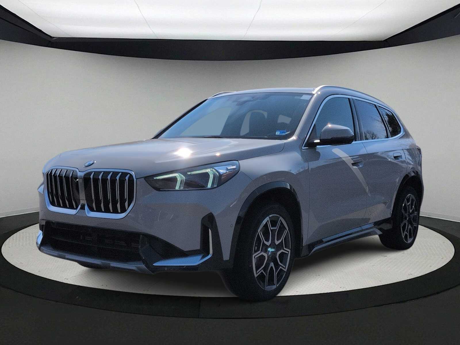Thumbnail: 2026 BMW X1 - 4