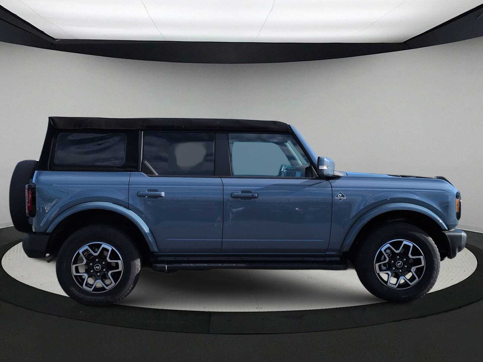 Thumbnail: 2024 Ford Bronco - 9