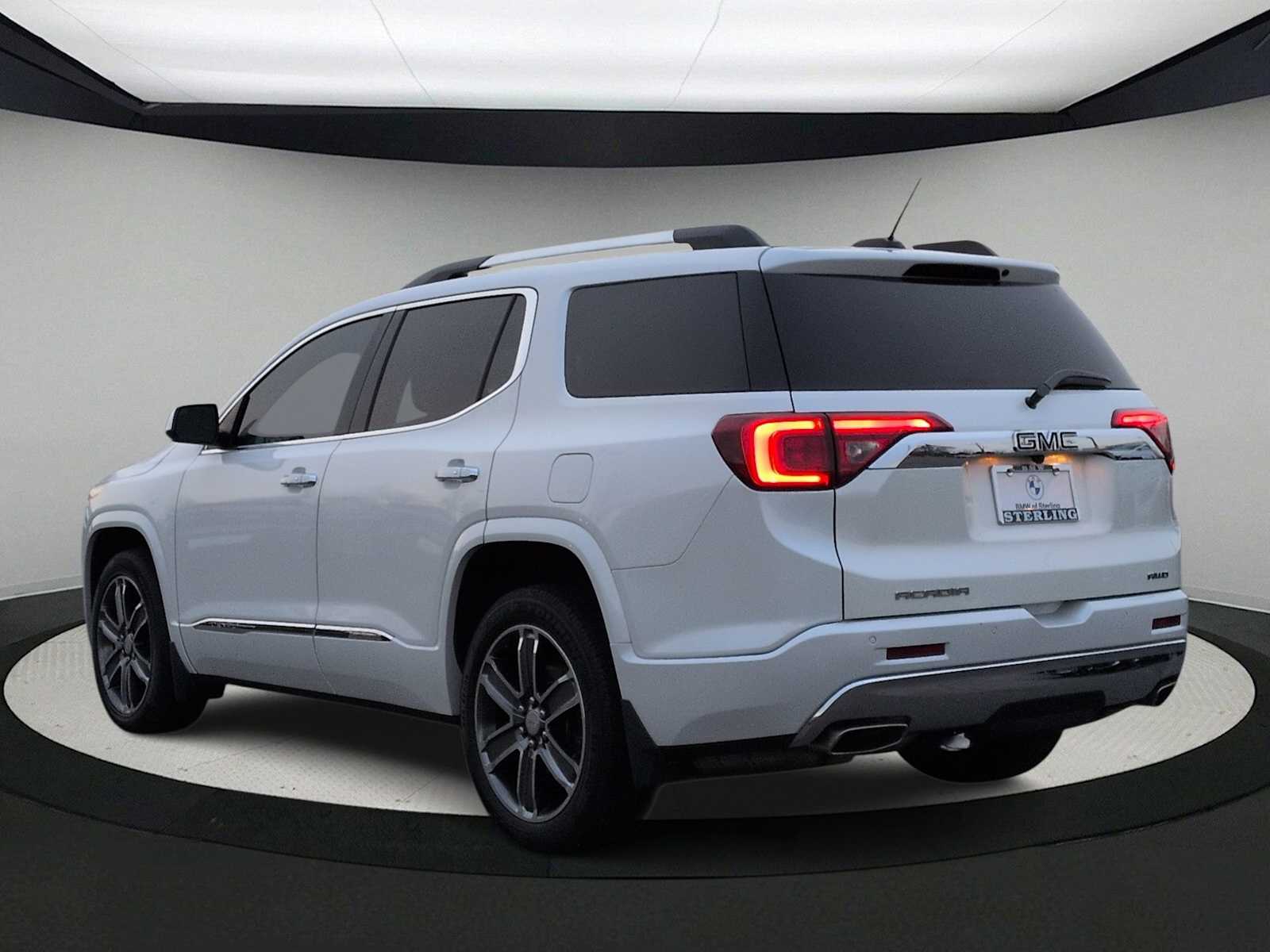 Thumbnail: 2017 GMC Acadia - 6