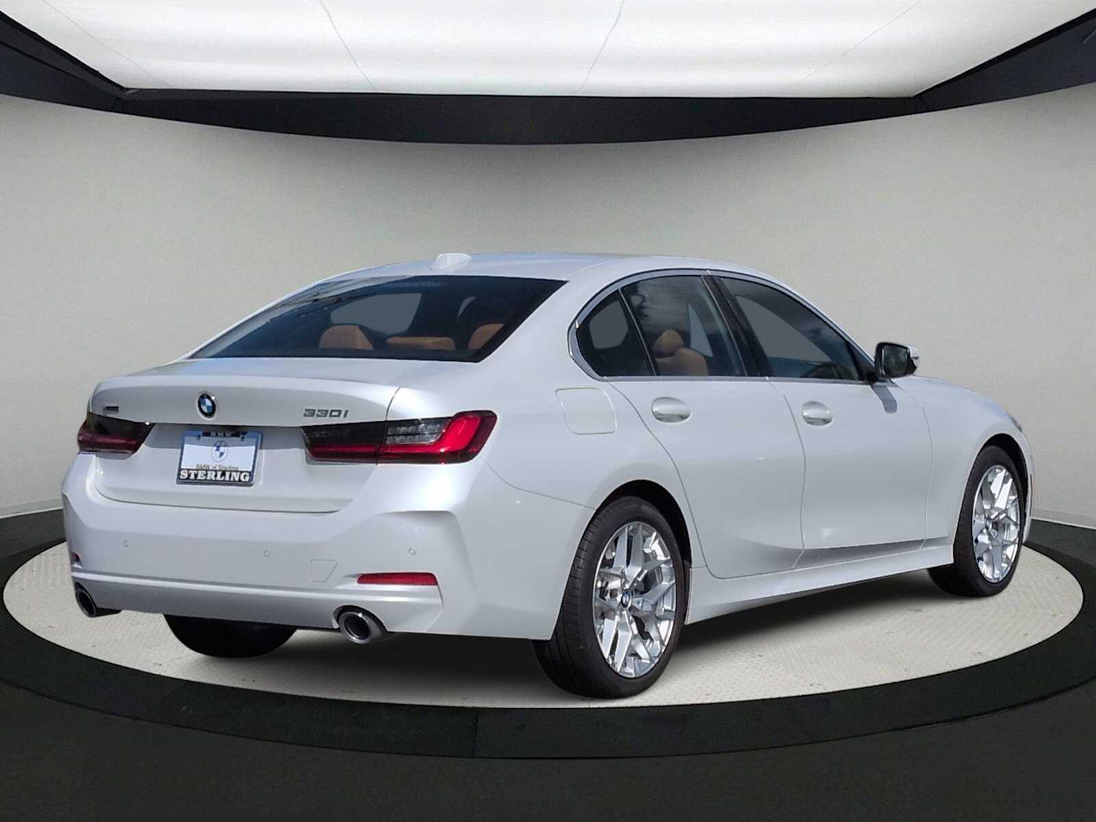 Thumbnail: 2025 BMW 3 Series - 8