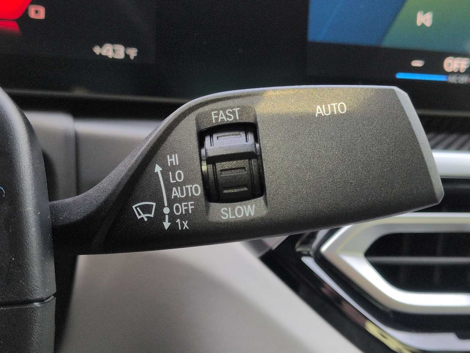 Thumbnail: 2023 BMW M3 - 26