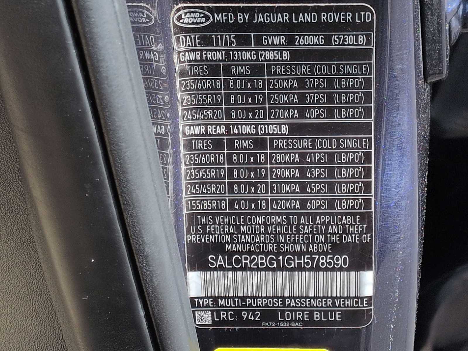 Thumbnail: 2016 Land Rover Discovery Sport - 34