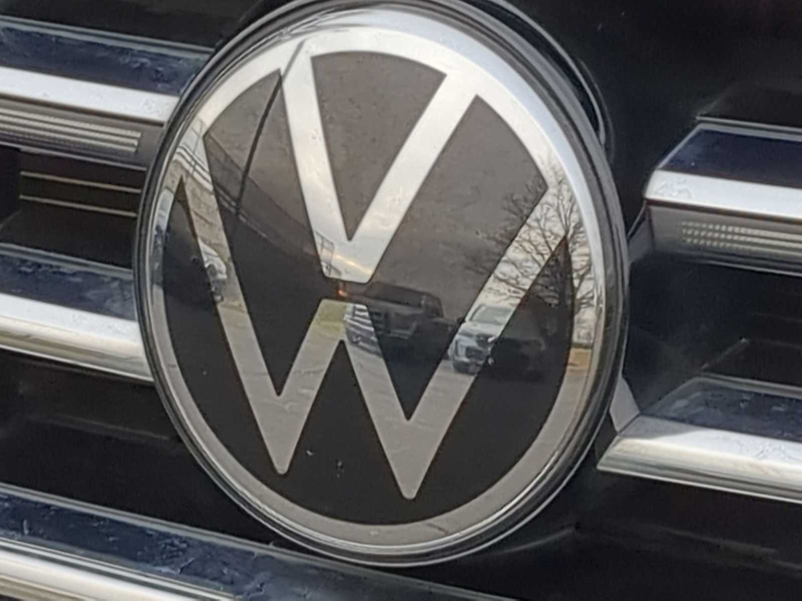 Thumbnail: 2024 Volkswagen Tiguan - 12