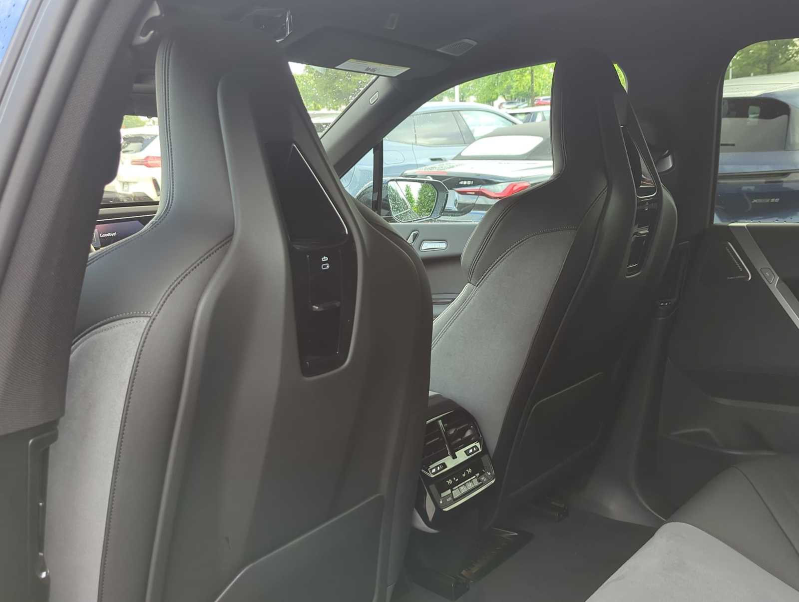 Thumbnail: 2026 BMW iX - 17