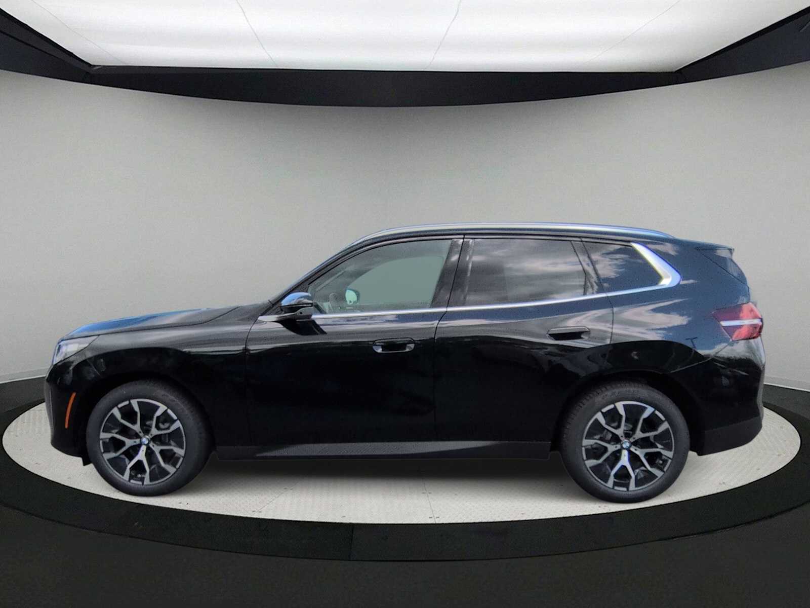 Thumbnail: 2026 BMW X3 - 5